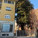 Loft Park & Rail Free Parking *