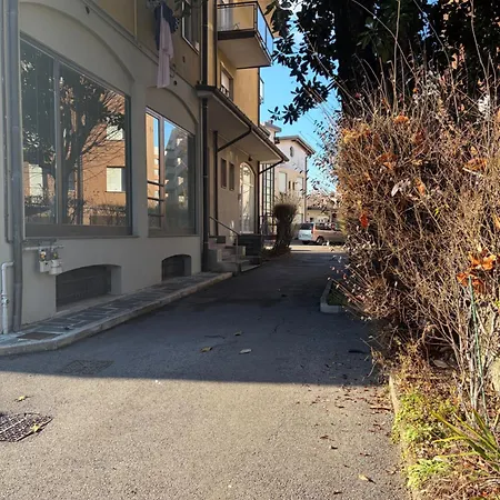 Loft Park & Rail * Como