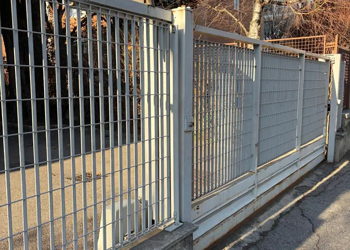 Loft Park & Rail Free Parking דירה