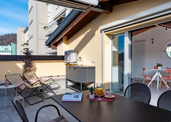 Loft Park & Rail Free Parking